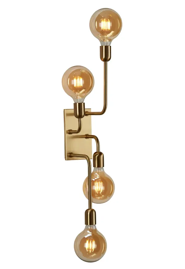 Klassisk guldfärgad lampa 2025 från Belid.