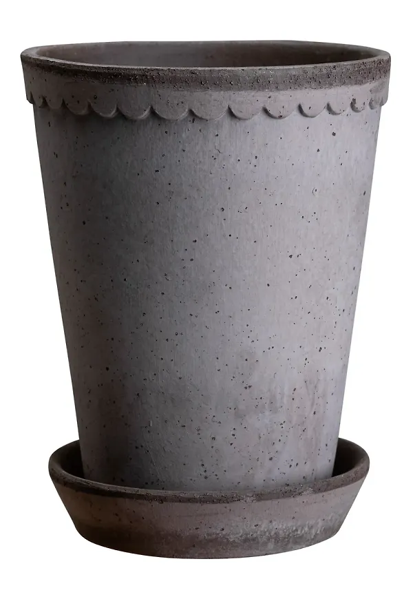 Stilriktig Kruka som passar bra vid många olika tillfällen.