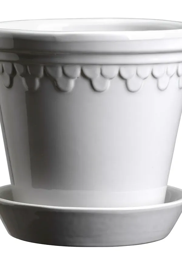 Fantastiskt fin vit kruka 2025 från Bergs Potter.