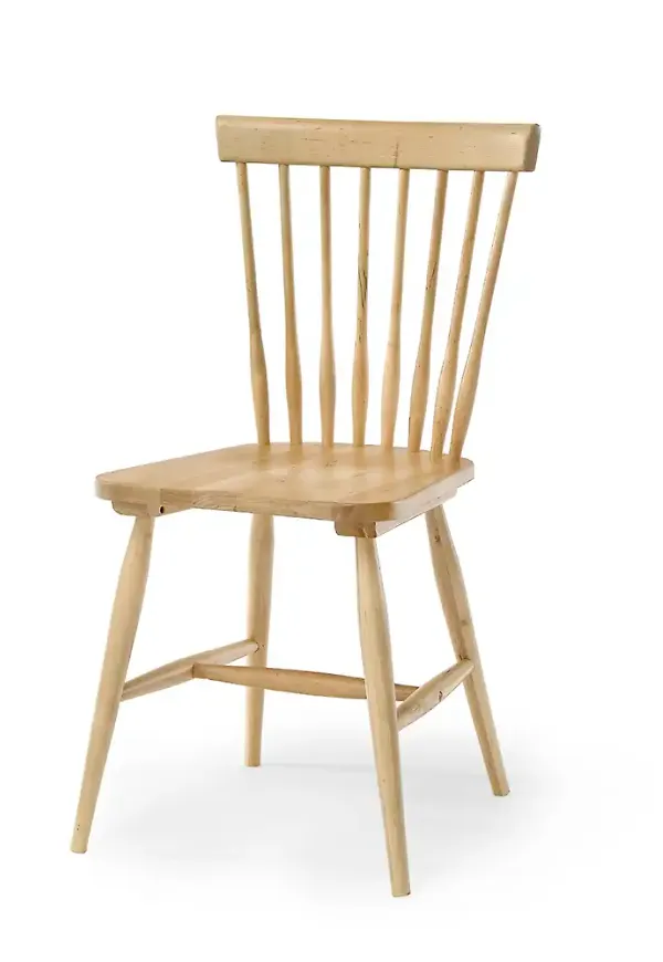 Riktigt snygg matstol 2024 från Torkelson.