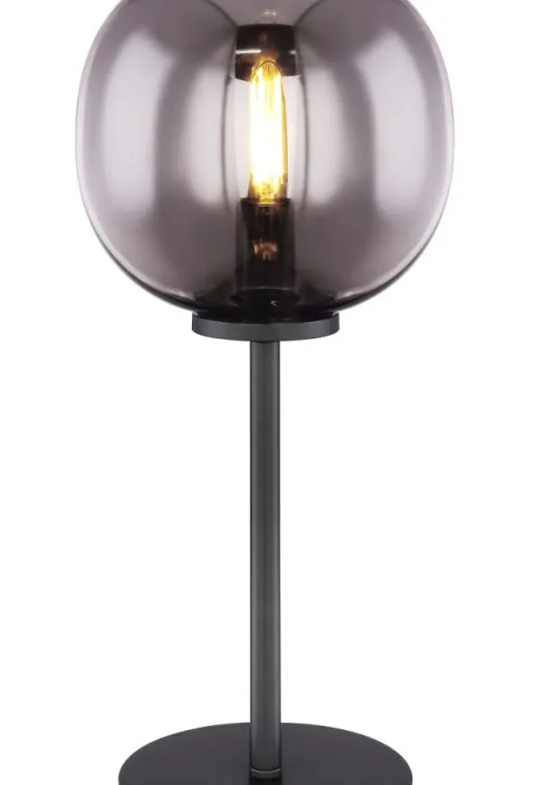 Stilren Lampa som passar bra vid många olika tillfällen.