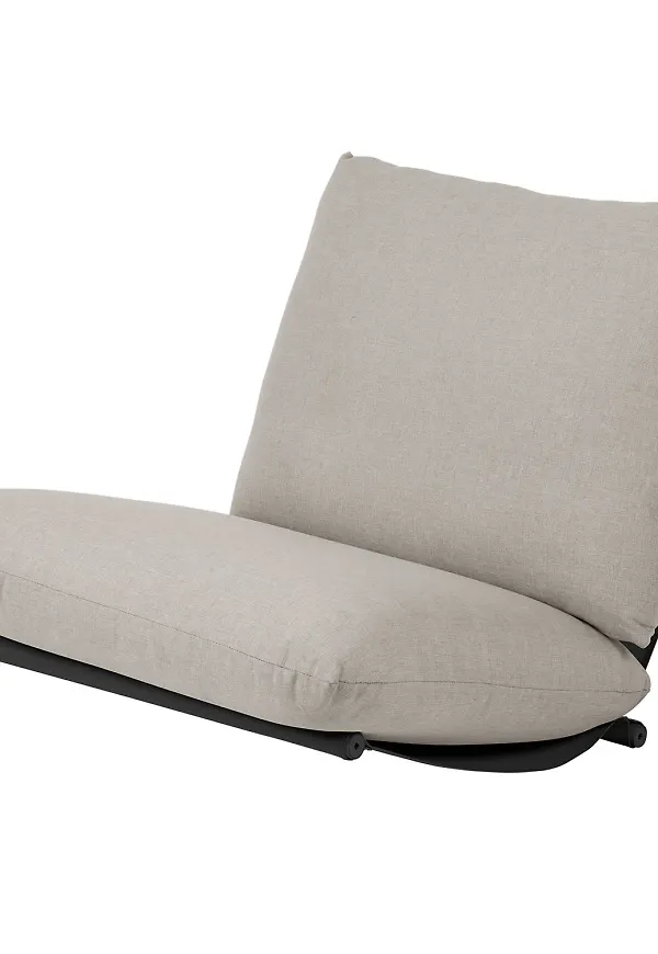 Fin brafab soffgrupp i svart färg gjord i aluminium.