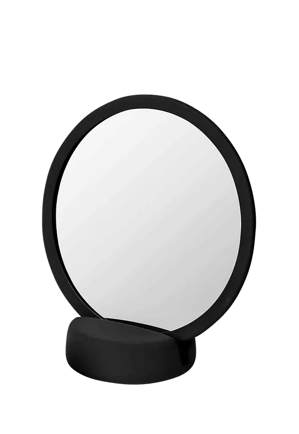 Svart Blomus-spegel i cool modell.