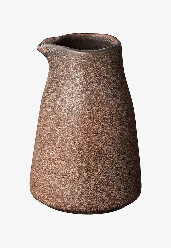 Trendig kanna i brunt från Blomus.