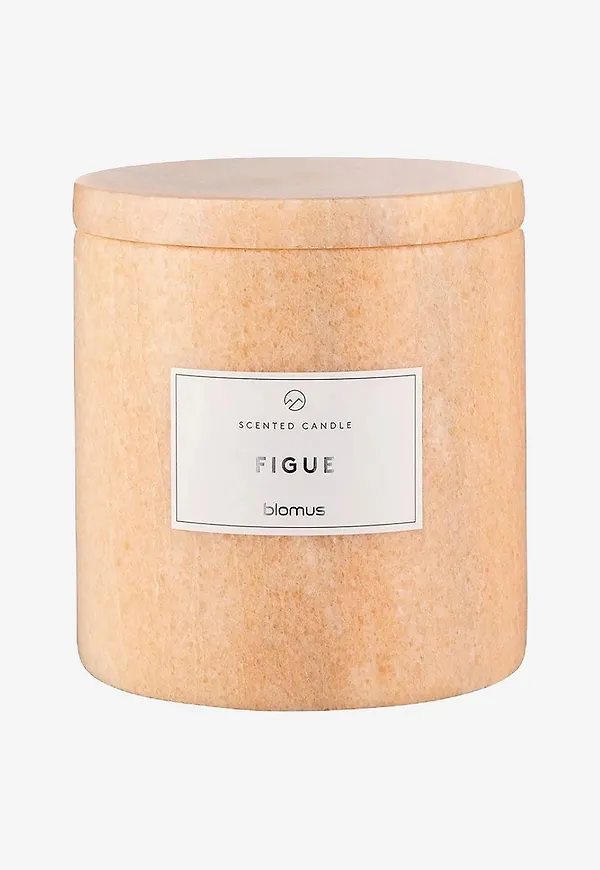 Otroligt fin stearinljus i gult från Blomus.