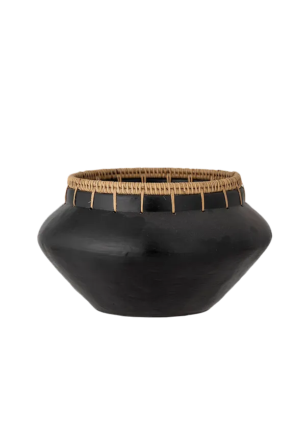 Svart Bloomingville-kruka i snygg modell.