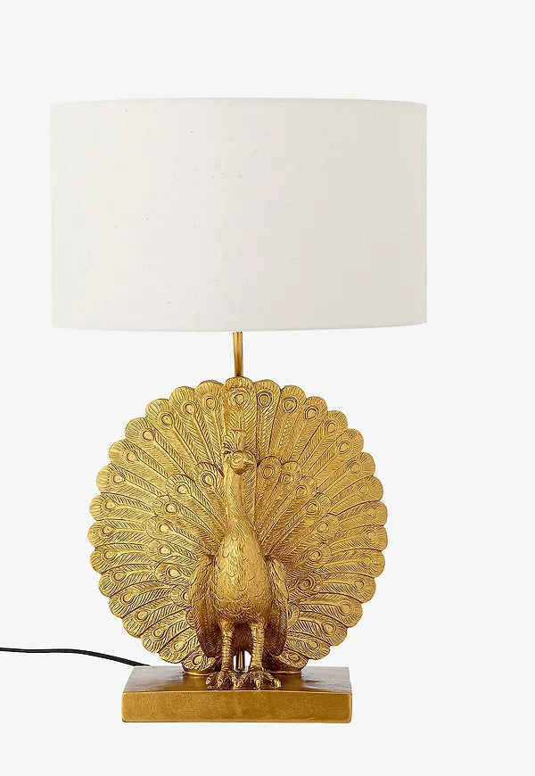 Guld Bloomingville-lampa i stilriktig modell.