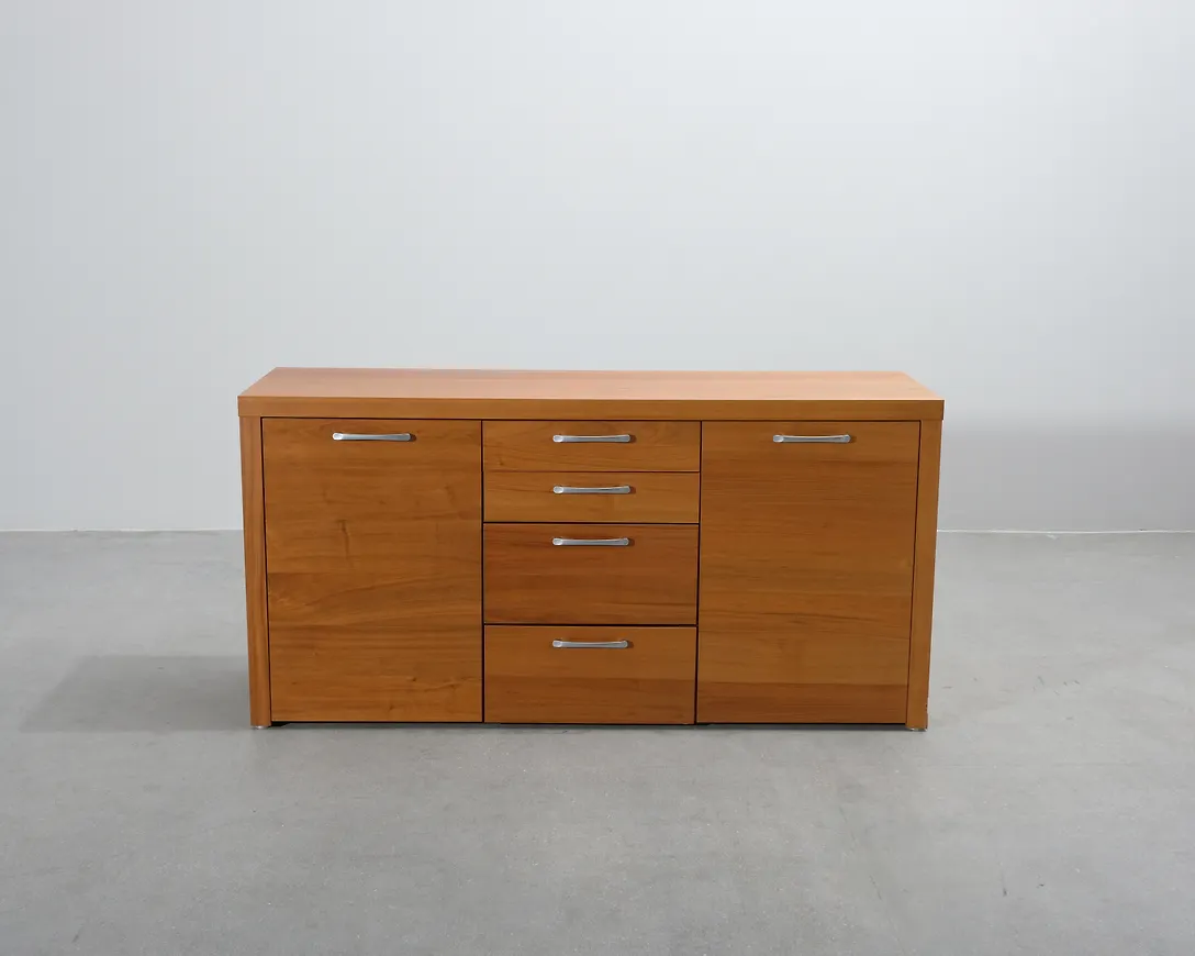 Fantastiskt snygg dörr 2025 från BoConcept.