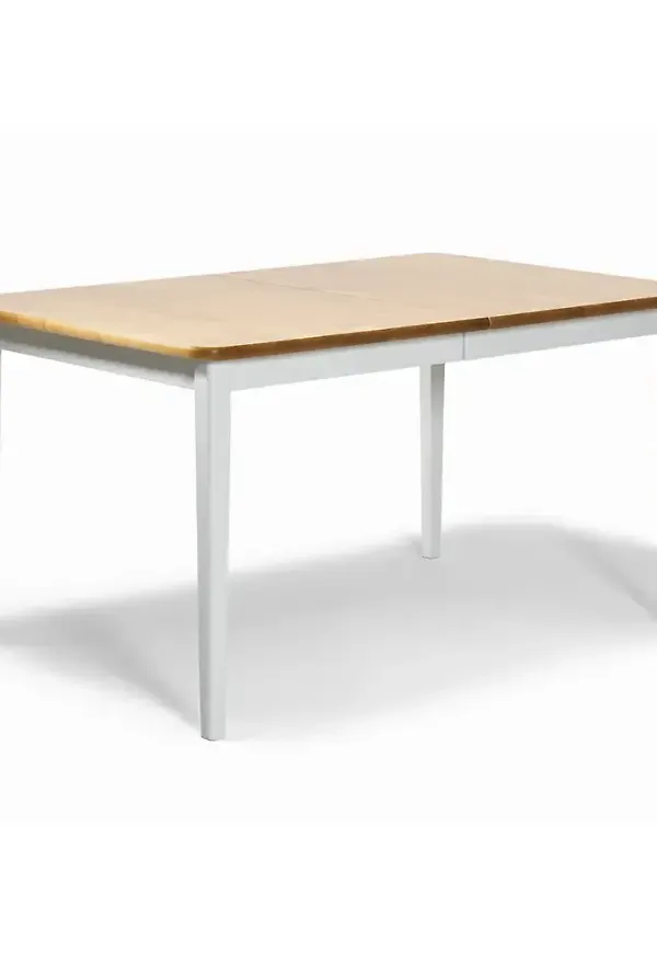 Riktigt trendig matbord 2026 från Torkelson.