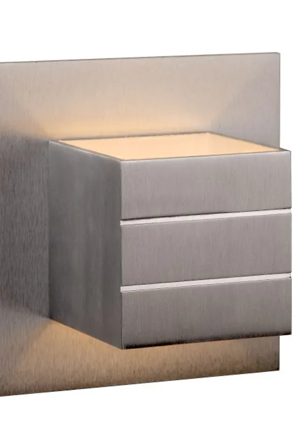 Jättesnygg Lampa som passar bra vid många olika tillfällen.