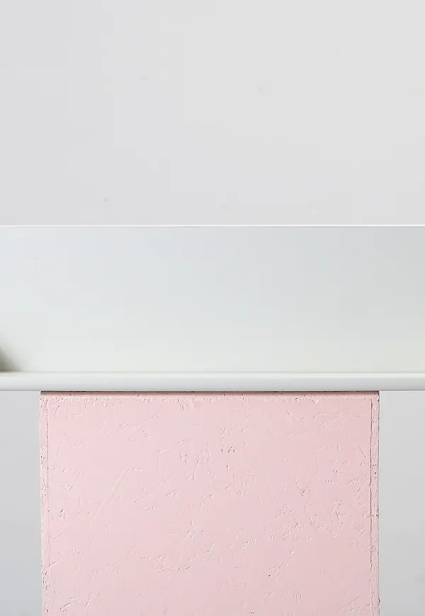 Ikonisk vit hylla 2026 från Boknäs.