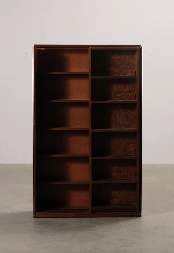 Trendig Hylla som passar bra vid många olika tillfällen.