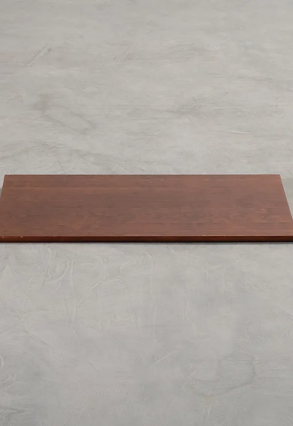 Boknäs hylla som passar perfekt till våren 2025!