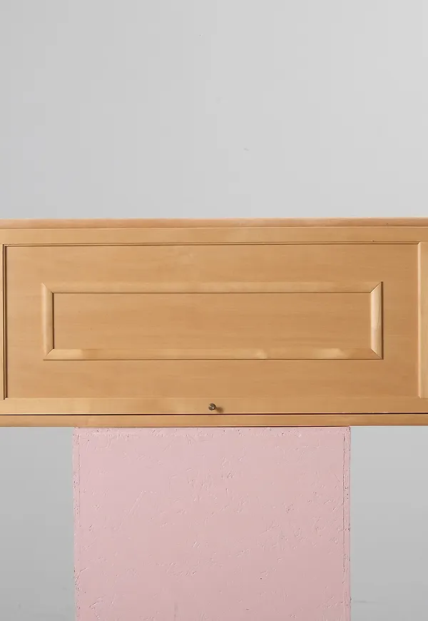 Klassisk skåp 2025 från Boknäs.