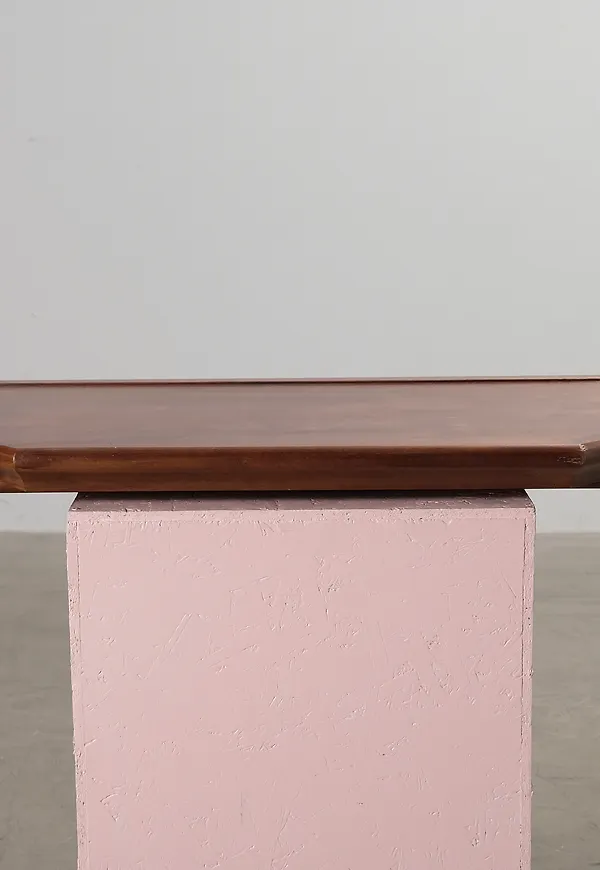 Superfin Hylla som passar bra vid många olika tillfällen.