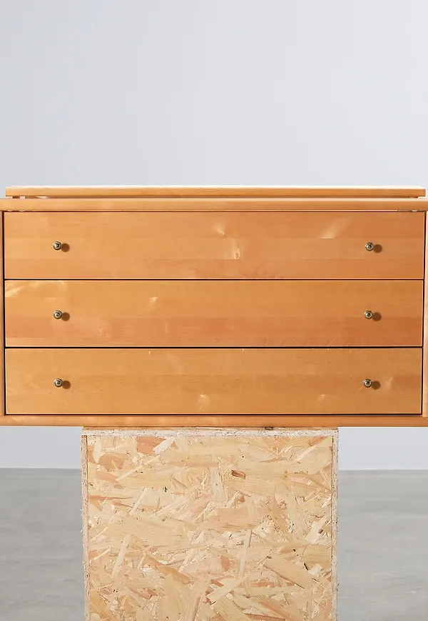 Supersnygg hylla 2025 från Boknäs.