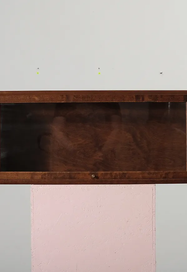 Trendig brun hylla 2025 från Boknäs.