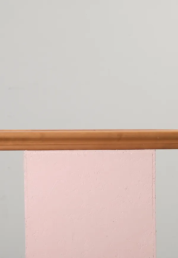 Söt brun hylla 2025 från Boknäs.