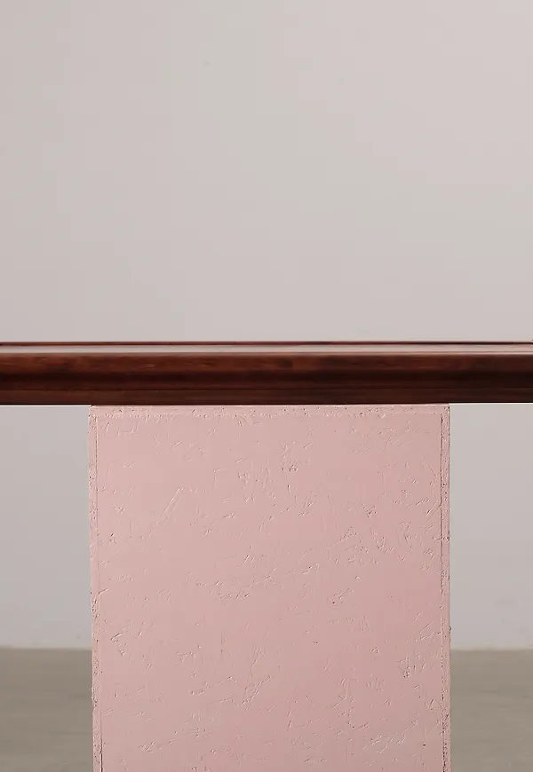 Otroligt snygg Hylla som passar bra vid många olika tillfällen.