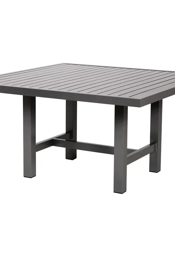 Stilren bord i aluminium från Fri Form.