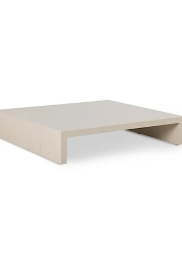 Beige HKliving-soffbord i fantastiskt snygg modell.