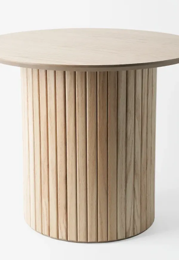 Modern pelarbord 2025 från Åhléns.