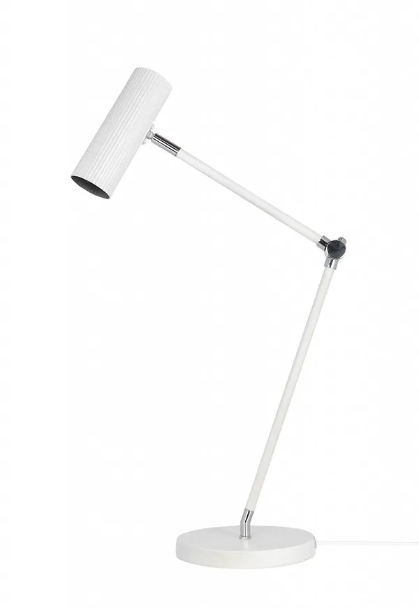 Riktigt trendig skrivbordslampa 2025 från Globen Lighting.