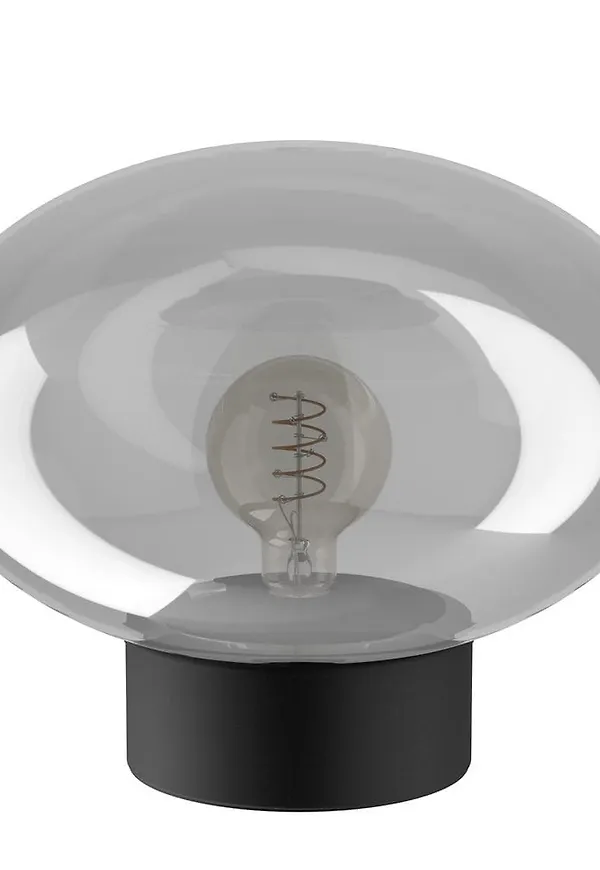 Stilren Lampa som passar bra vid många olika tillfällen.