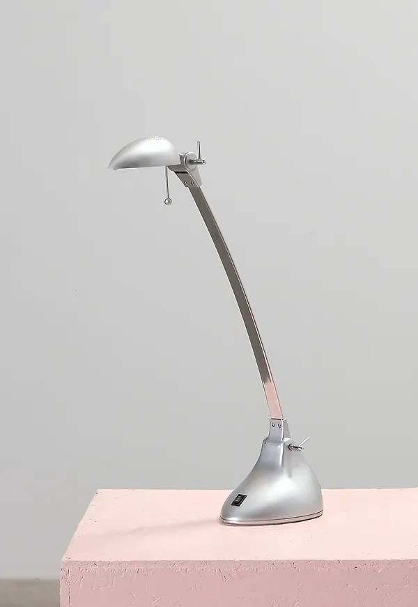 Fin Lampa som passar bra vid många olika tillfällen.