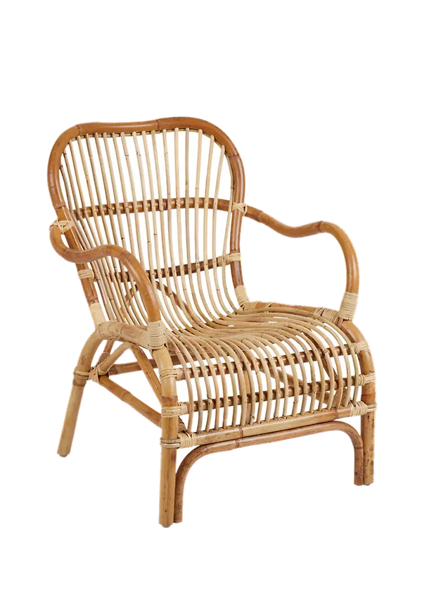 Stilren Fåtölj som passar bra vid många olika tillfällen.