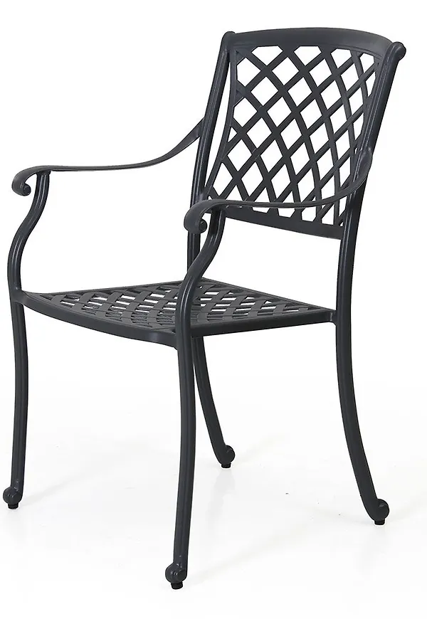 Riktigt snygg karmstol 2025 från Brafab.