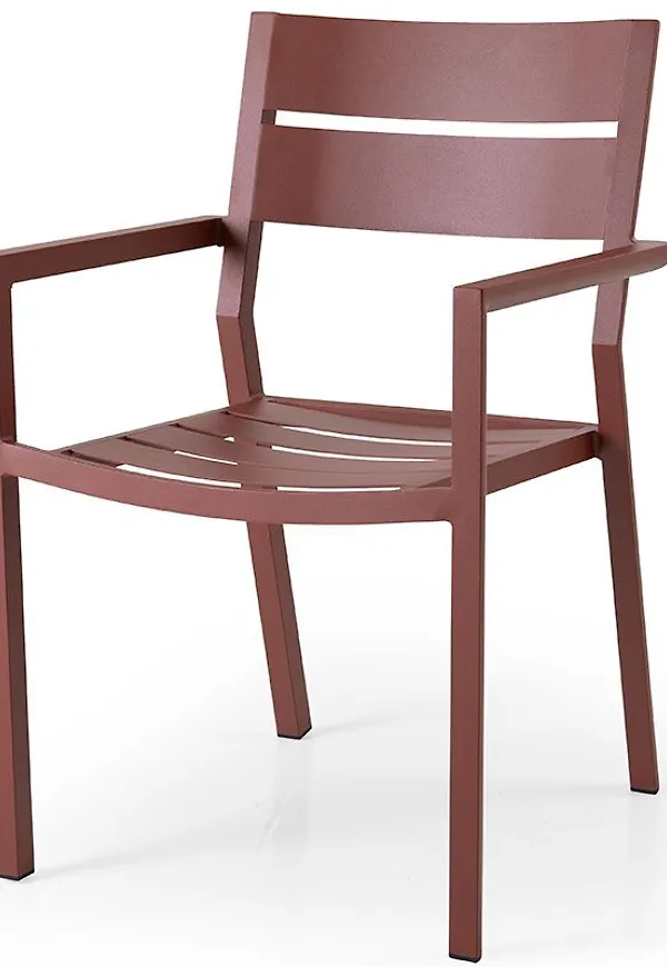 Skön Stol som passar bra vid många olika tillfällen.