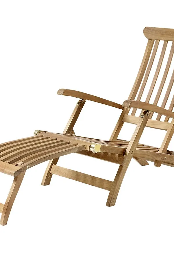 Stilriktig däckstol i teak från Brafab.