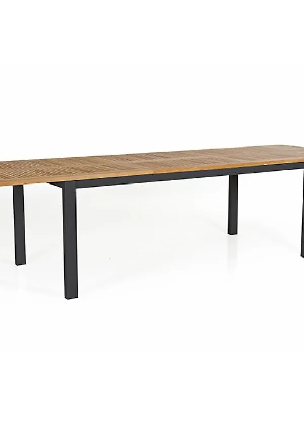 Teakbord som passar perfekt till sommaren 2025!