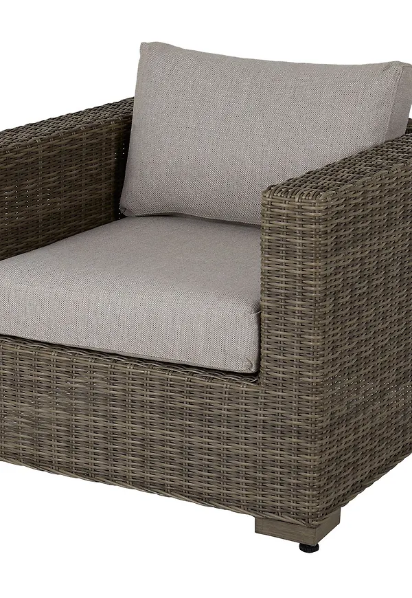 Snygg beige matgrupp 2025 från Brafab.