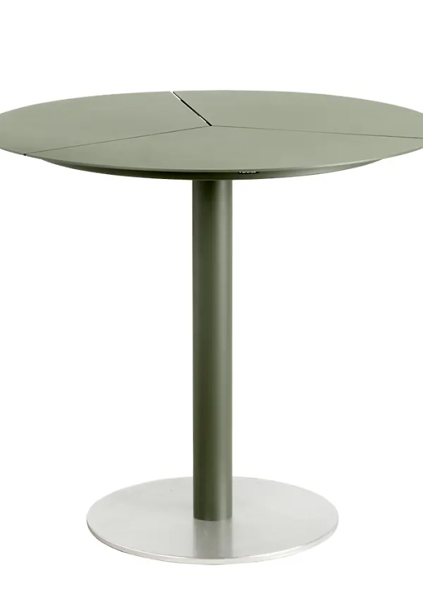 Mysig bord som passar bra vid många olika tillfällen.