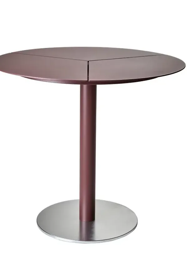 Fin bord som passar bra vid många olika tillfällen.