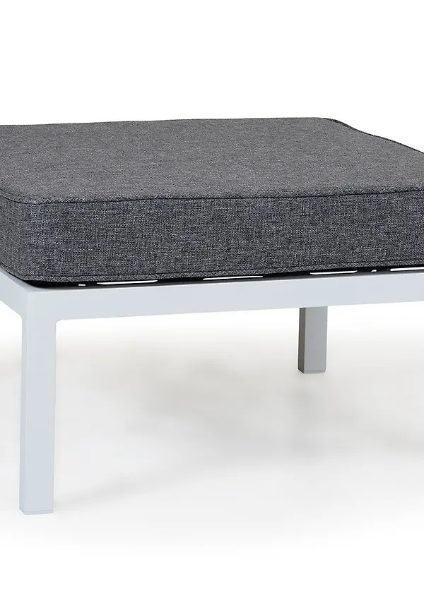 Supersnygg fotpall i grått från Brafab.