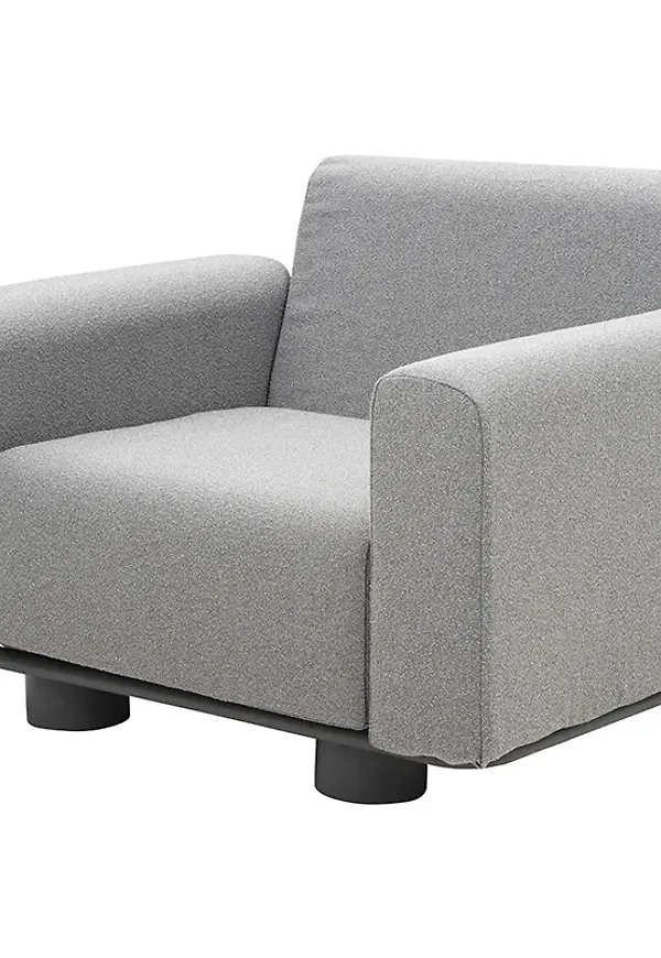 Klassisk Fåtölj som passar bra vid många olika tillfällen.