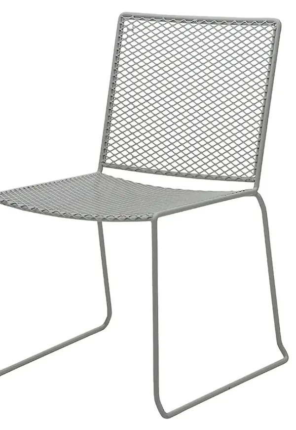 Stilriktig Stol som passar bra vid många olika tillfällen.