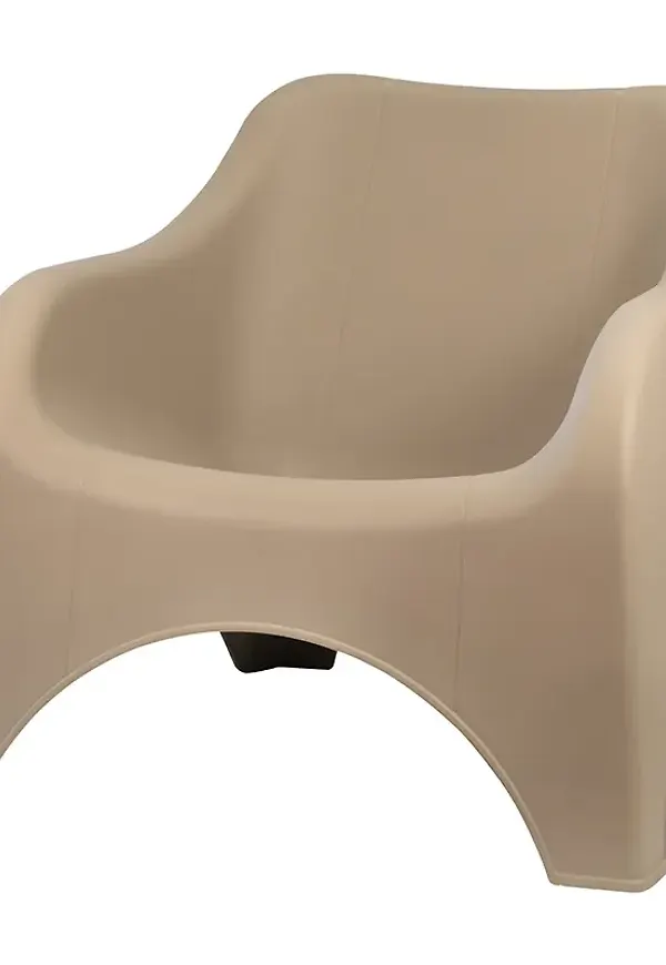 Brafab fåtölj som passar perfekt till sommaren 2026!