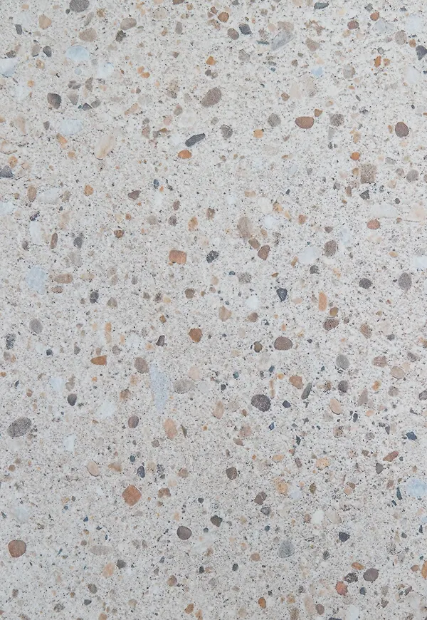 Beige bord som passar perfekt till våren 2026!