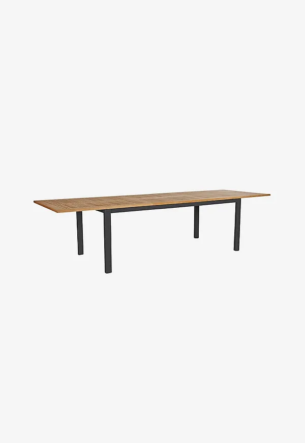 Otroligt fin bord som passar bra vid många olika tillfällen.