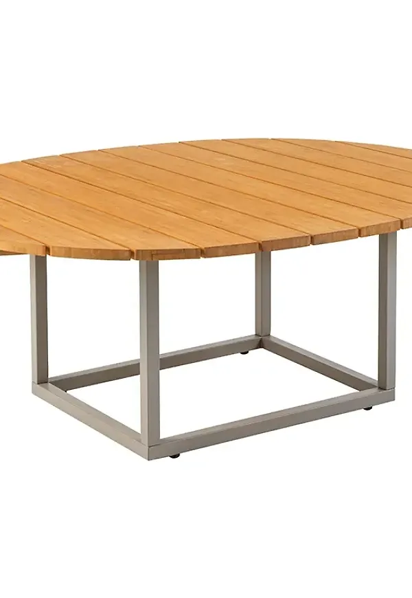 Fin bord som passar bra vid många olika tillfällen.