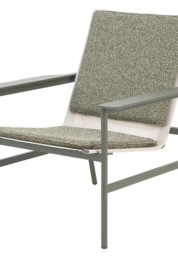 Superfin fåtölj i aluminium från Brafab.