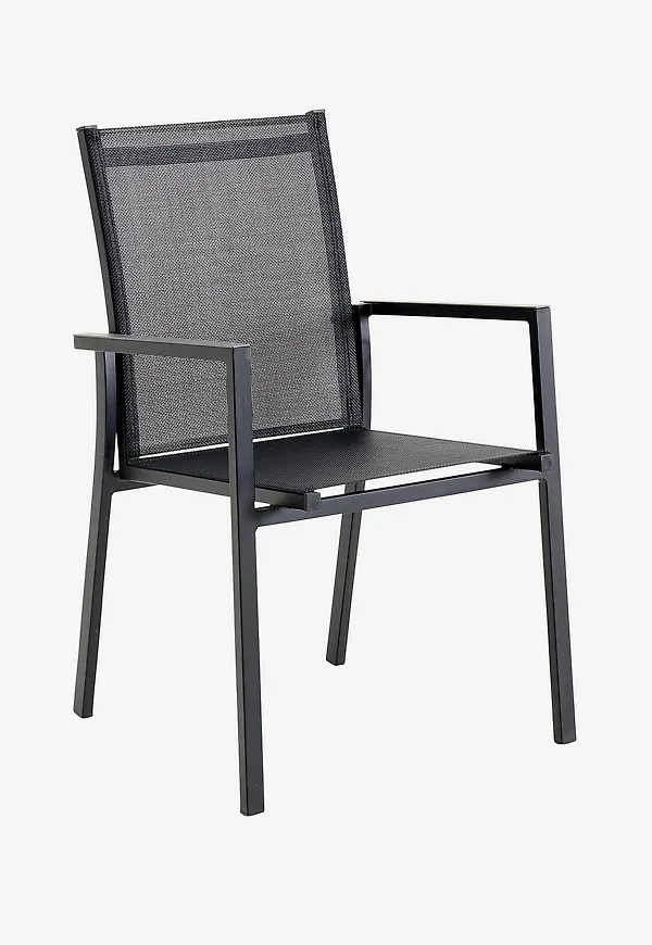 Smickrande Stol som passar bra vid många olika tillfällen.