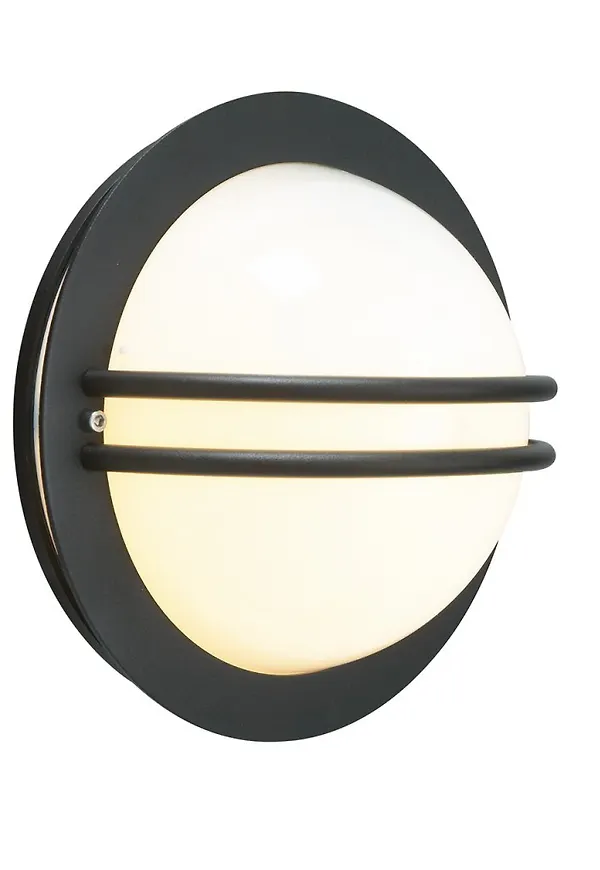 Smickrande Lampa som passar bra vid många olika tillfällen.