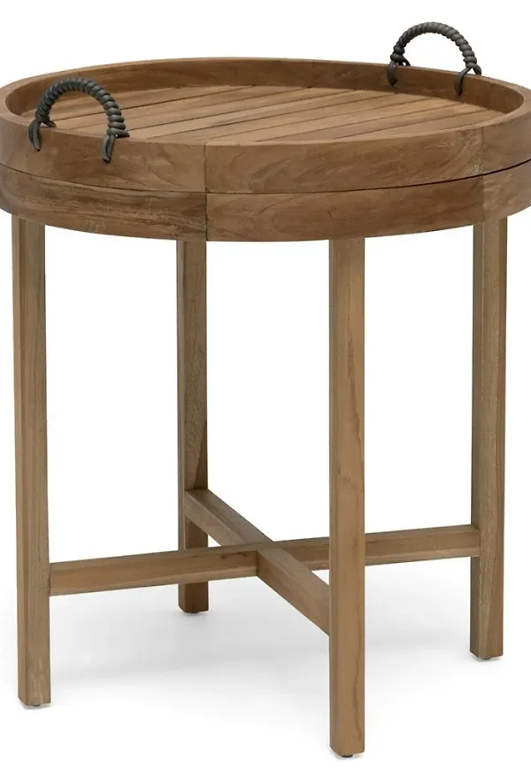 Riktigt trendig teakbord 2025 från Hillerstorp.