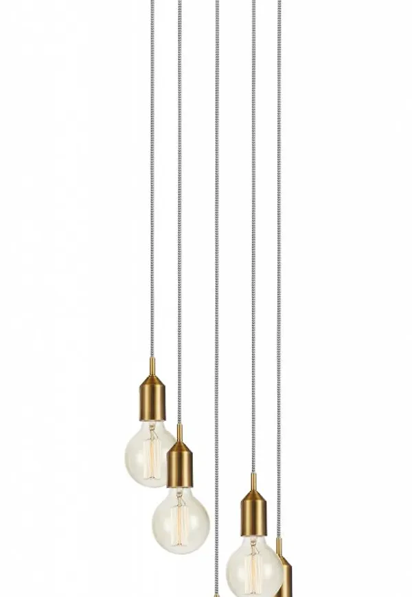 Riktigt trendig taklampa 2025 från Markslöjd.