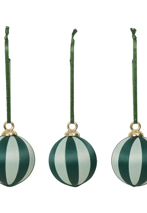 Grön Broste Copenhagen-julgranskula i härlig modell.